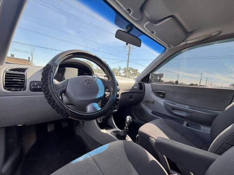 2005 Hyundai Accent GT