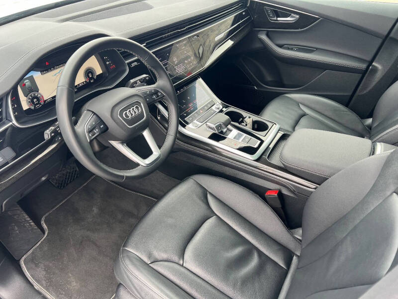 2025 Audi Q7 quattro Premium Plus 55 TFSI