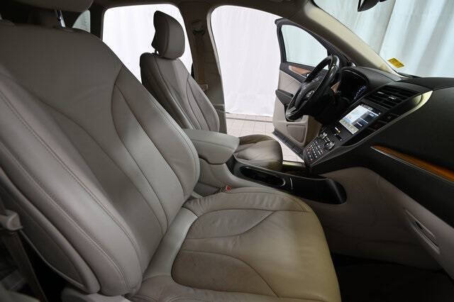 2019 Lincoln MKC Select