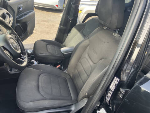 2017 Jeep Renegade Altitude