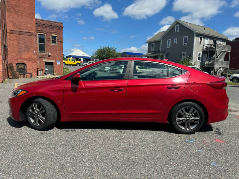 2017 Hyundai Elantra SE