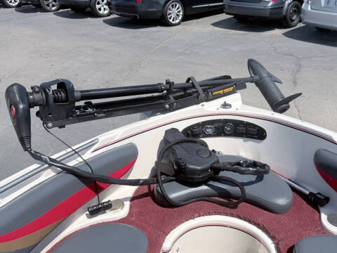 2003 Glastron GX185