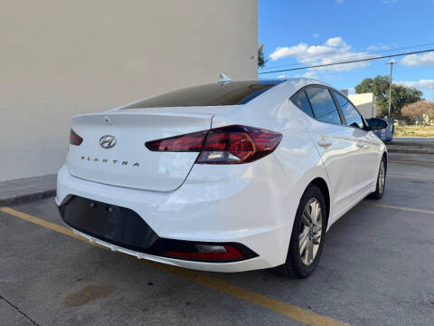 2019 Hyundai Elantra SEL