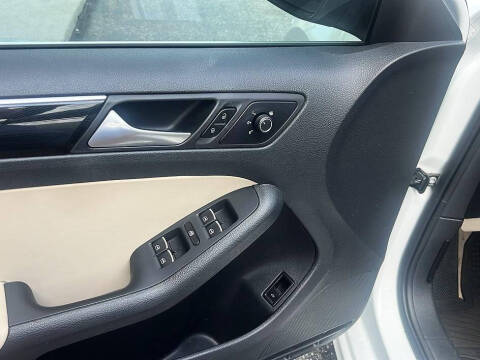 2016 Volkswagen Jetta