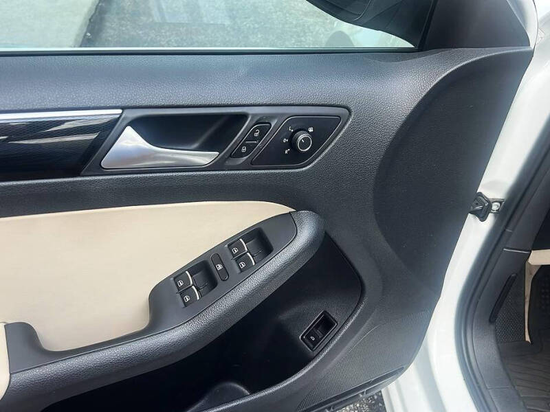 2016 Volkswagen Jetta