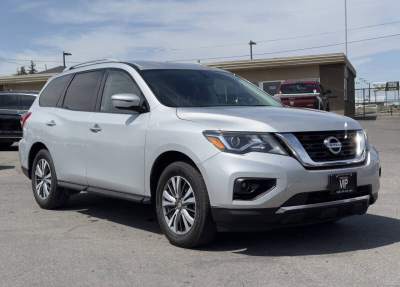 Used 2019 Nissan Pathfinder SV with VIN 5N1DR2MM6KC576785 for sale in Spokane, WA