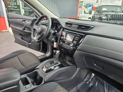 2017 Nissan Rogue S