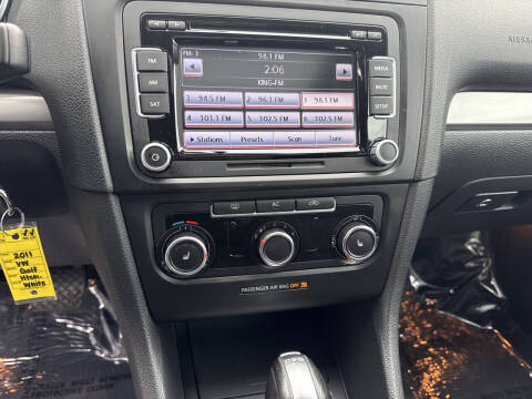 2011 Volkswagen Golf TDI