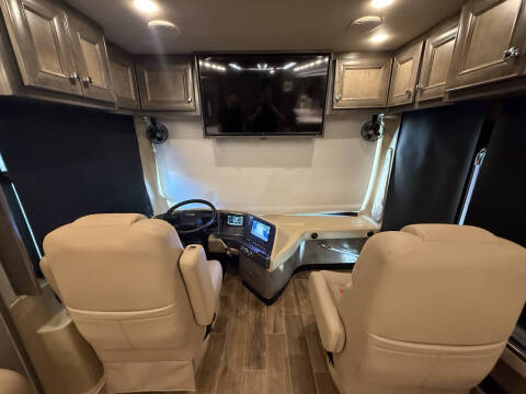 2022 Tiffin Phaeton