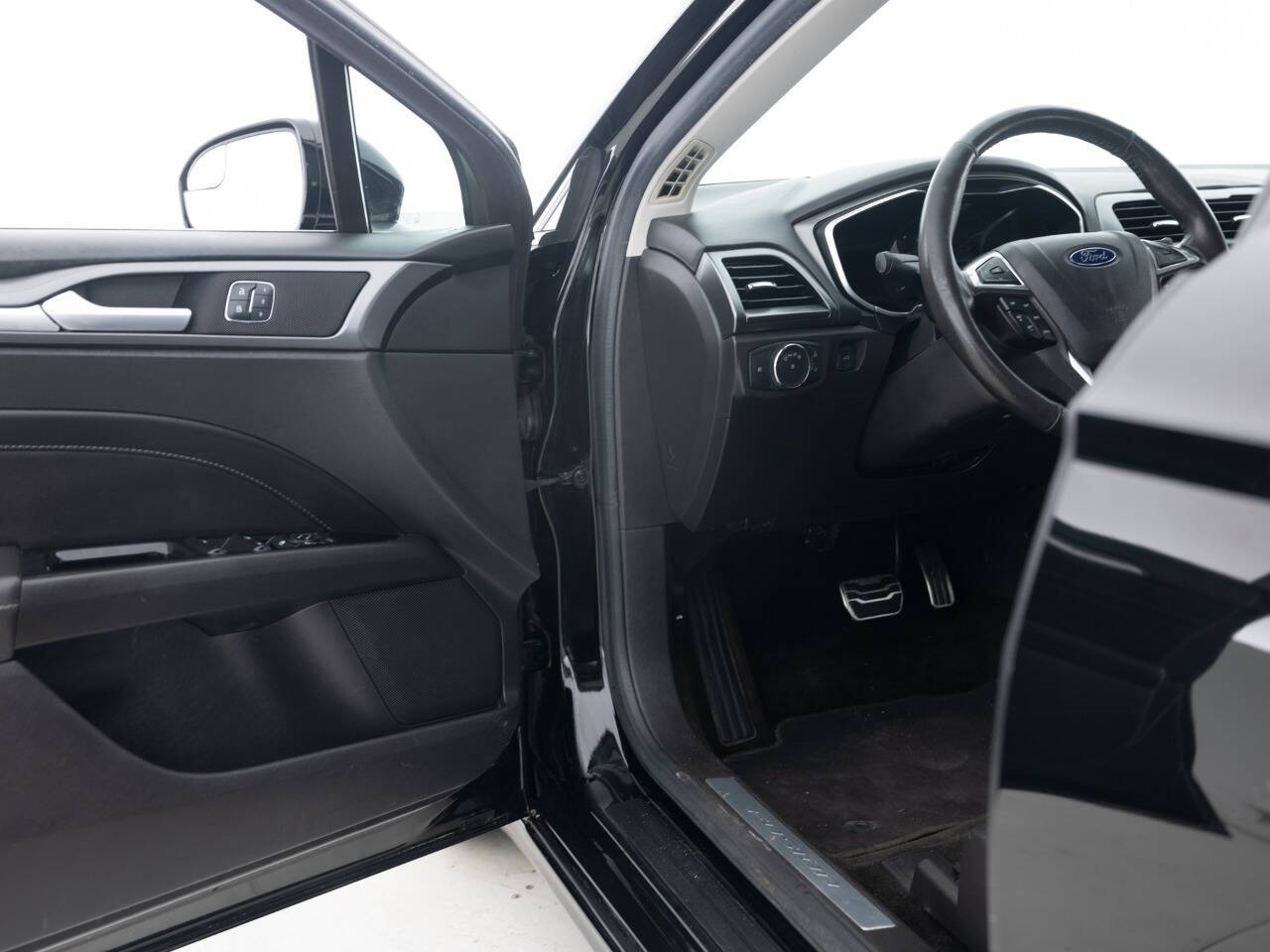 Used Car 2016 Ford Fusion  Titanium 4dr Sedan For Sale Under $12,000 In Coal City, Illinois