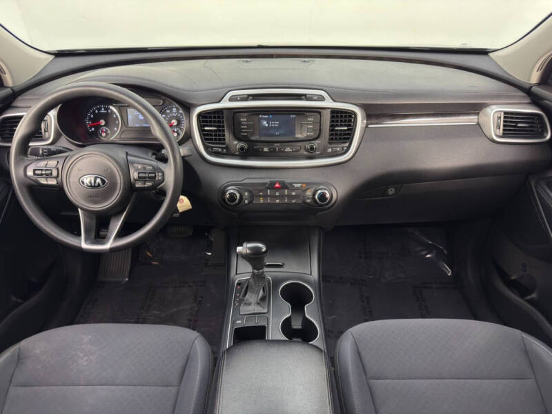 2017 Kia Sorento LX V6