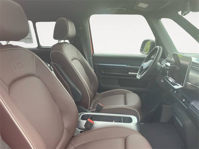 2025 Volkswagen ID. Buzz Pro S Plus 4Motion