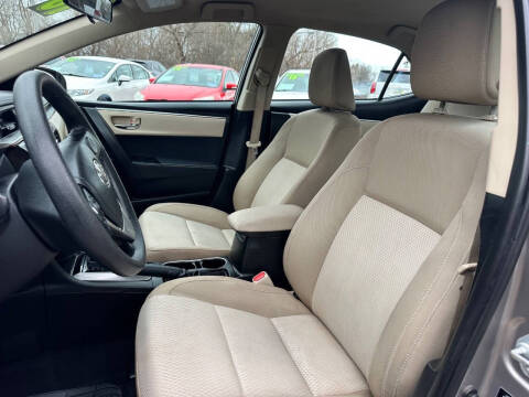 2016 Toyota Corolla LE