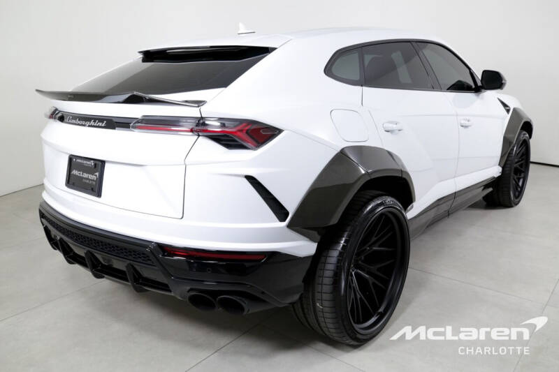 2022 Lamborghini Urus
