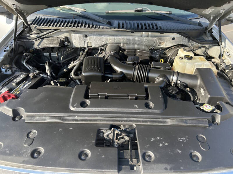 2012 Ford Expedition XLT