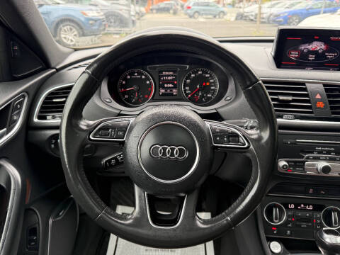 2017 Audi Q3 2.0T Prestige