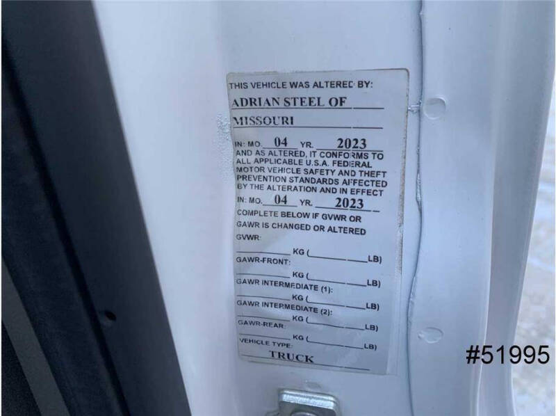 2023 GMC Savana 2500