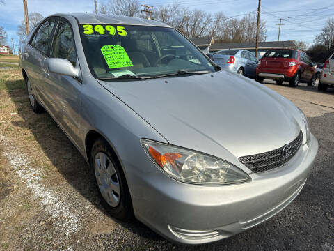 2002 Toyota Camry for sale at Motley's Auto World in Danville VA
