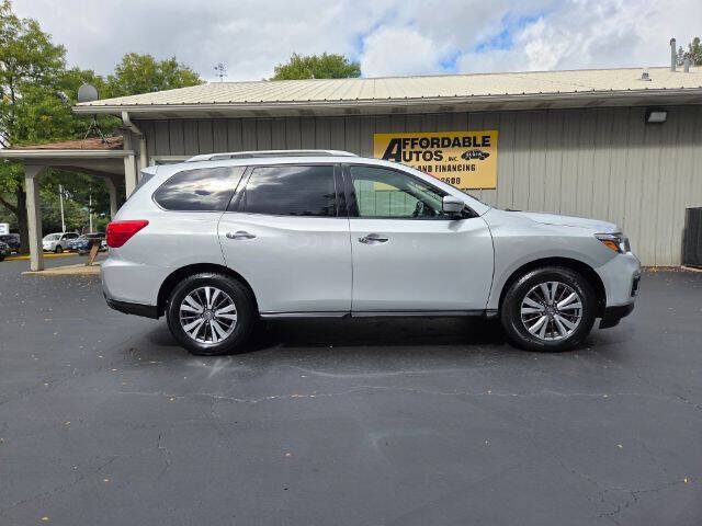 2020 Nissan Pathfinder SL