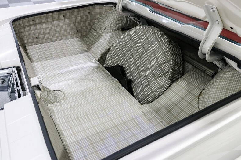 1958 Ford Thunderbird