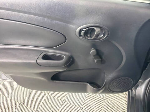 2019 Nissan Versa S