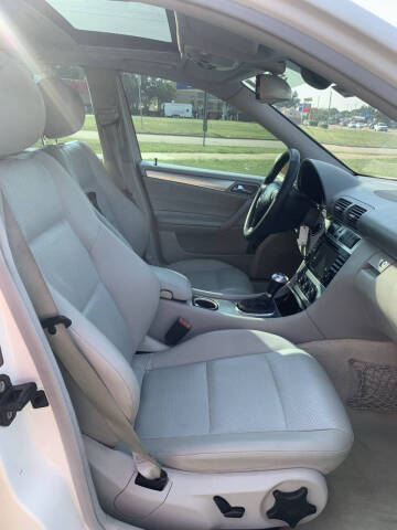 2006 Mercedes-Benz C-Class C 230 Sport