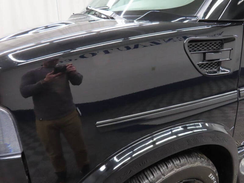 2022 GMC Savana 2500