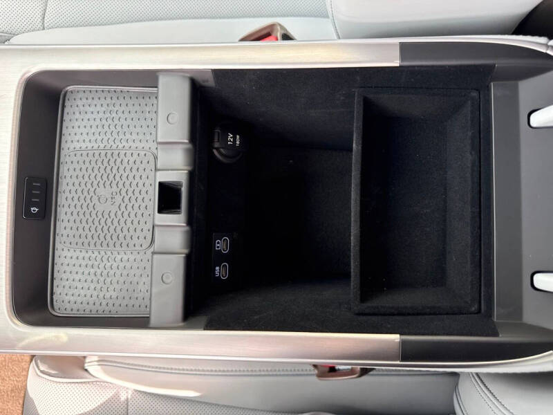 2026 Genesis Electrified GV70 Prestige