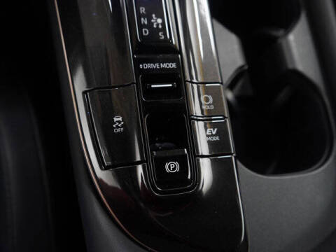 2025 Toyota Crown Signia XLE