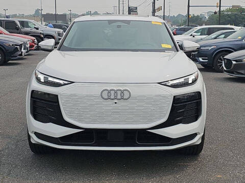 2025 Audi Q6 e-tron quattro Premium Plus