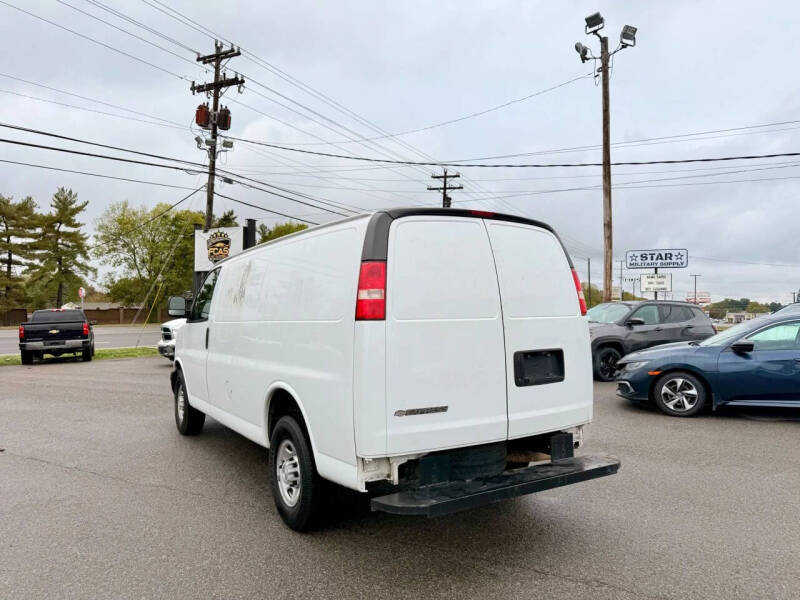 2018 Chevrolet Express 2500