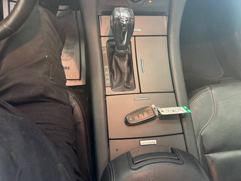 2015 Ford Taurus SEL