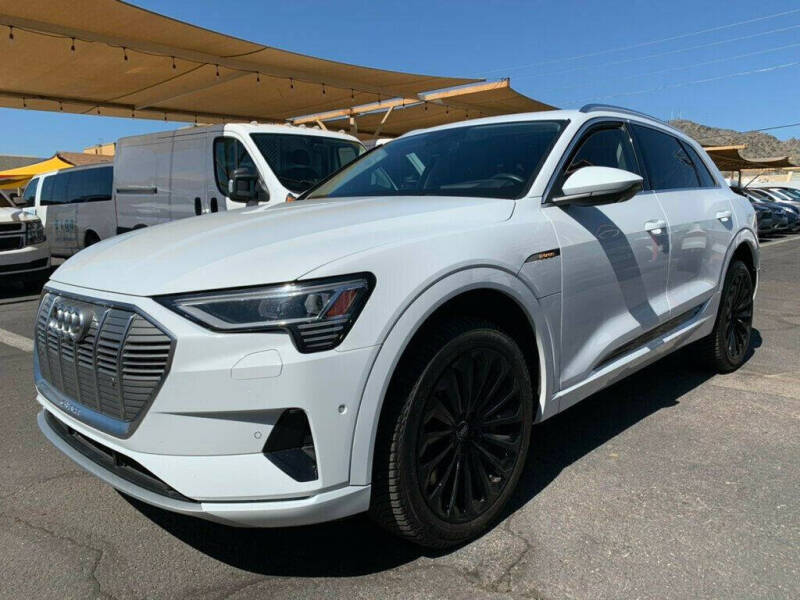 2019 Audi e-tron quattro Prestige