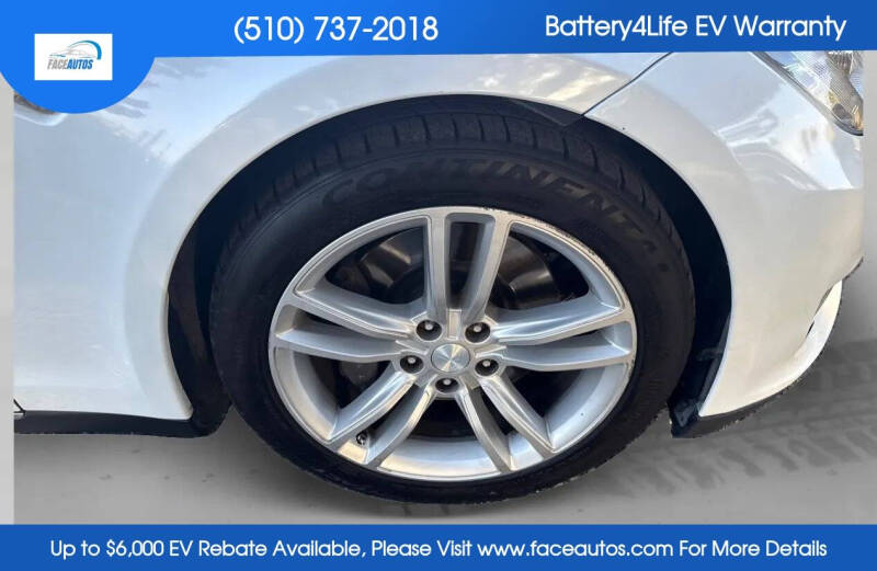 2013 Tesla Model S