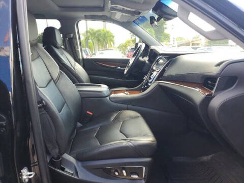 2020 Cadillac Escalade ESV Luxury