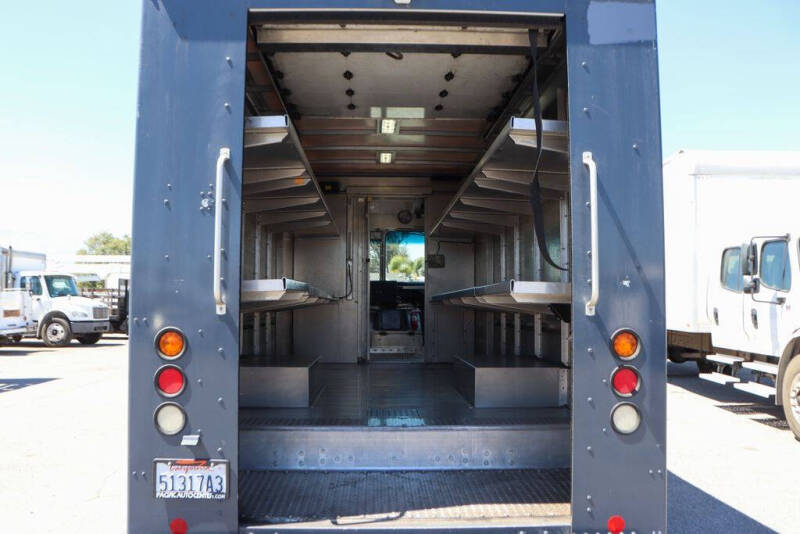 2020 Freightliner MT45 Chassis