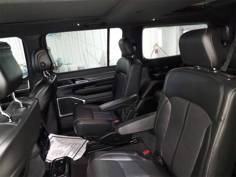 2023 Jeep Wagoneer Series II