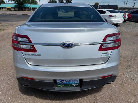 2015 Ford Taurus SEL