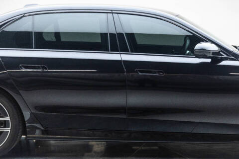 2023 BMW 7 Series 740i