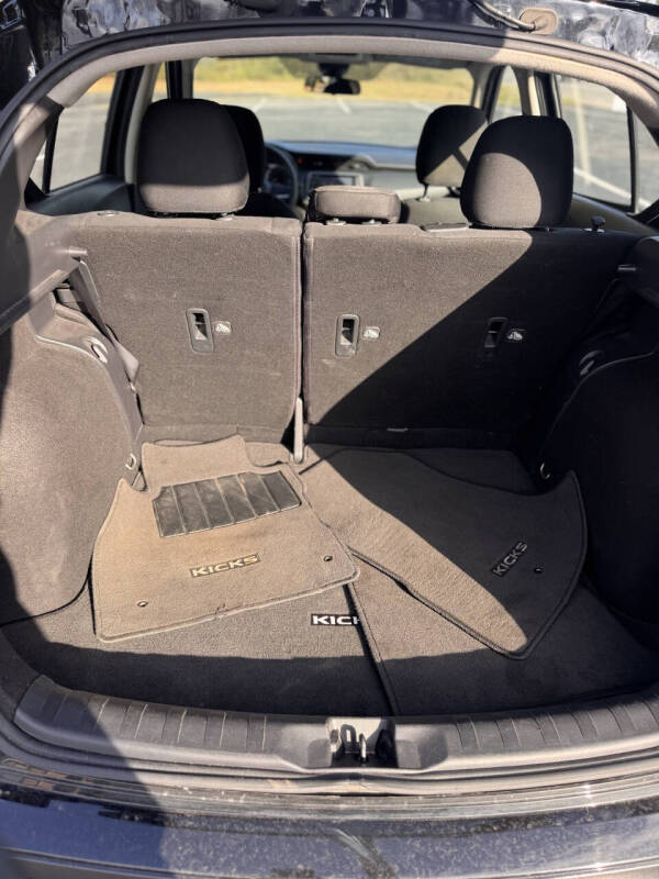 2022 Nissan Kicks S
