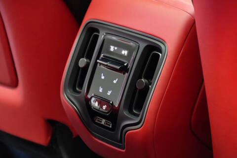2021 Aston Martin DBX