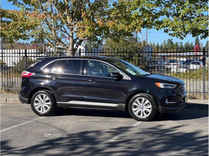2019 Ford Edge Titanium