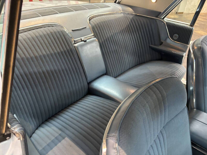1964 Ford Thunderbird