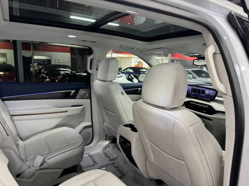 2025 Buick Enclave Avenir