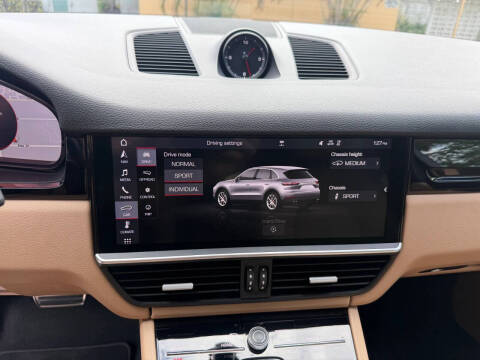 2019 Porsche Cayenne S