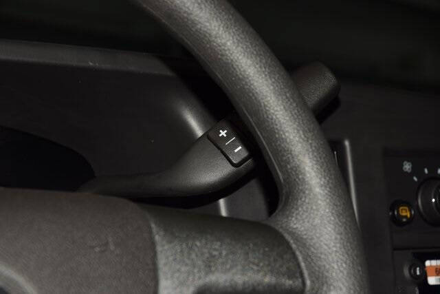 2025 Chevrolet Express 2500