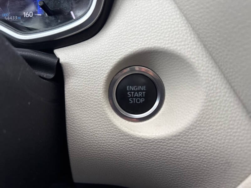 2022 Toyota Corolla Cross XLE