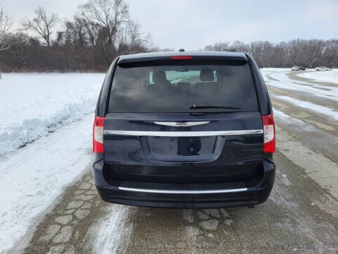 2011 Chrysler Town and Country Touring
