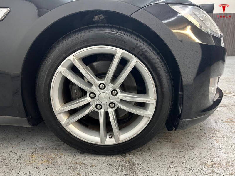 2013 Tesla Model S