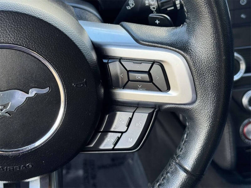 2020 Ford Mustang EcoBoost